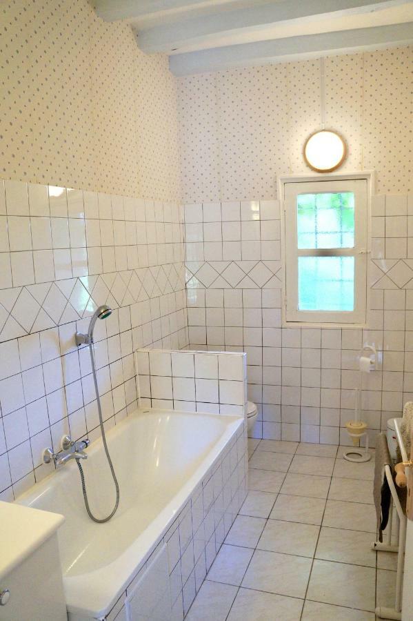 Les Hauts De Chaume Génillé Kültér fotó